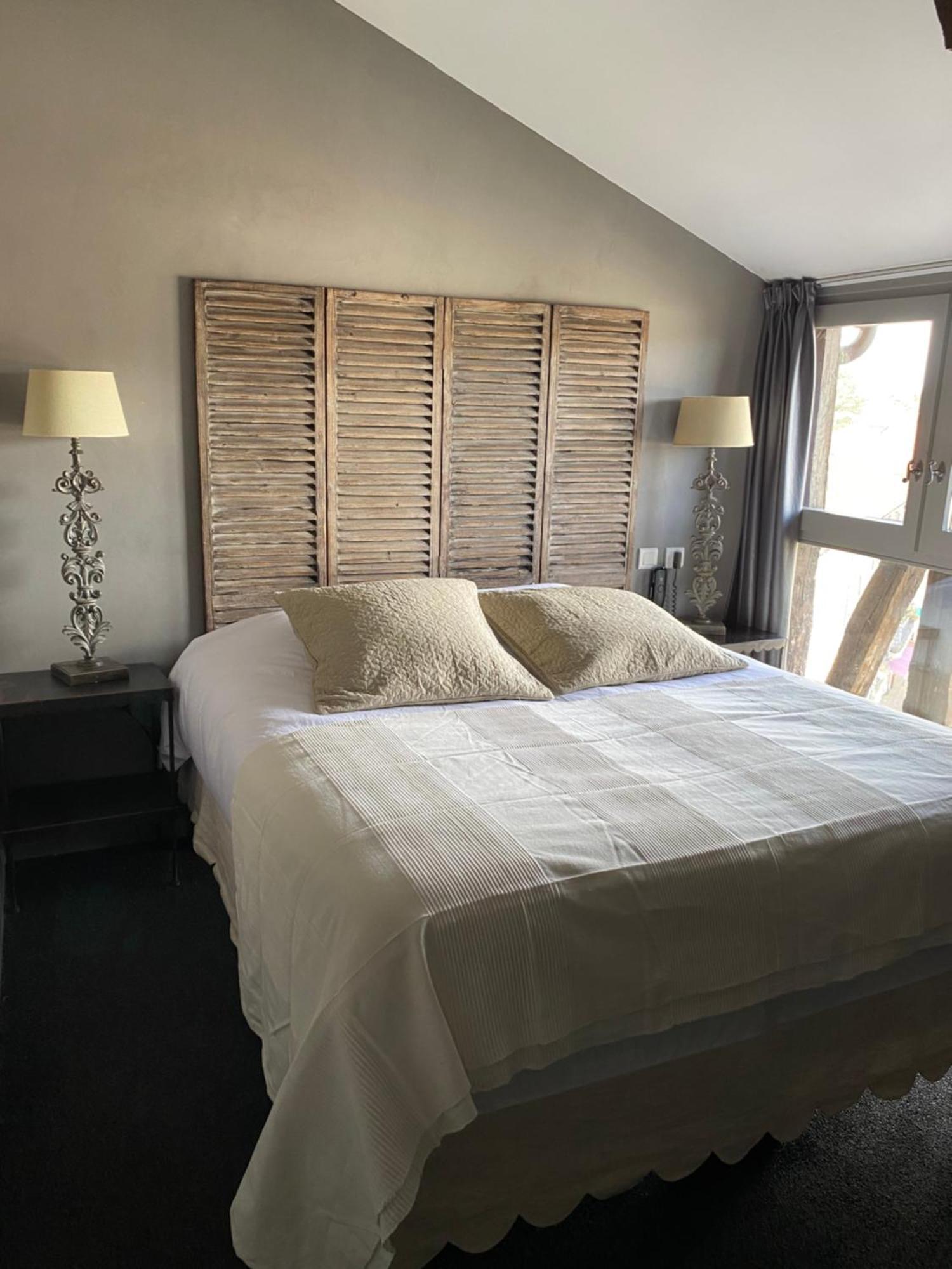 Hotel De La Tour Châtillon-sur-Chalaronne Eksteriør bilde