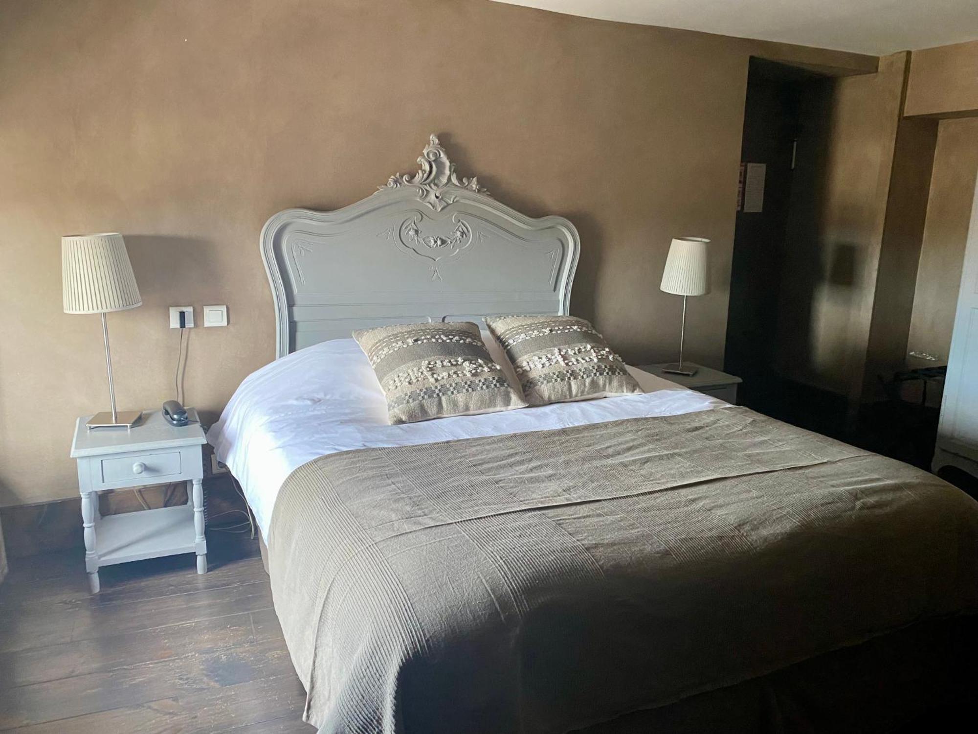 Hotel De La Tour Châtillon-sur-Chalaronne Eksteriør bilde