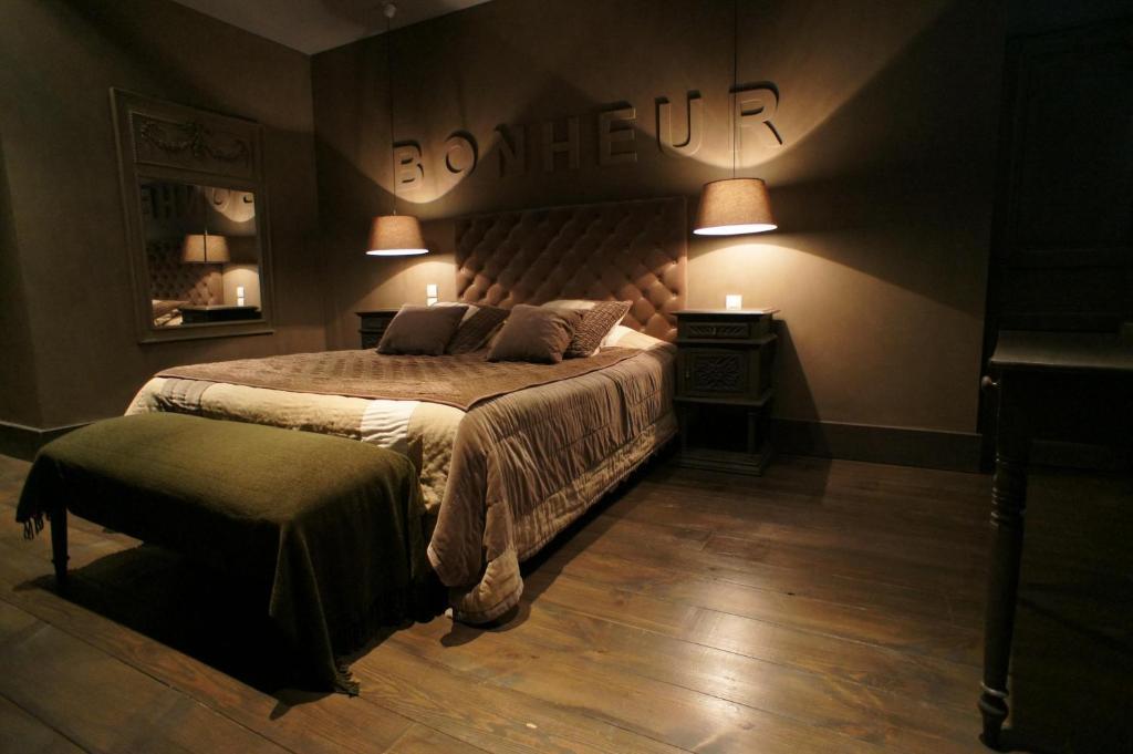 Hotel De La Tour Châtillon-sur-Chalaronne Eksteriør bilde